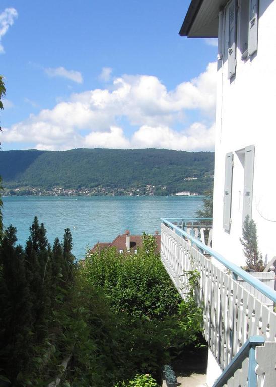 Villa Le Lac Cottage Au Bord Du Lac D'Annecy - Chambre Chez L'Habitant - Les Terrasses Du Lac Veyrier-du-Lac Dış mekan fotoğraf